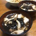 YUKIKI☆'s cooksnap of when they made 絹美人としめじ、岩もずくの健康スープ.