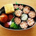 vivirgo's cooksnap of when they made デコふりで！ くるくるのり巻き弁当.
