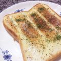 かねつぐ。's cooksnap of when they made 混ぜて塗る！以上！ガーリックトースト！.