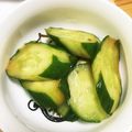 むーにんママ's cooksnap of when they made お箸が進む、キュウリの浅漬け～＊.