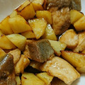 m8u8's cooksnap of when they made 簡単！ぶりとじゃがいものオイスター炒め★.