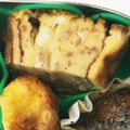 93ママ's cooksnap of when they made 冷凍保存！なめたけ卵焼き自然解凍弁当.