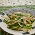 赤い電話's cooksnap of when they made ちょー簡単☆もやしとニラの和風炒め.
