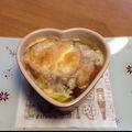 りょうやす's cooksnap of when they made 本格！オニオングラタンスープ！！.