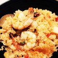 tkm1031's cooksnap of when they made ◆炊飯器DE簡単！魚介の旨味パエリア♪◆.