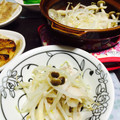 ひ-ﾁｬﾝ's cooksnap of when they made 豚バラともやしの土鍋蒸し.