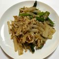 おいも0502's cooksnap of when they made ノンオイル♪アスパラとえのきのおかか炒め.