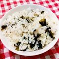 ももん８'s cooksnap of when they made 給食で人気の☆わかめご飯.