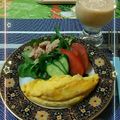 sakuraロゼット's cooksnap of when they made しめじ&チーズのふんわり♪オムレツ.