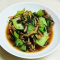 amjkao's cooksnap of when they made 簡単ガッツリ★豚肉としめじの大葉炒め.
