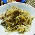 万里愛's cooksnap of when they made 簡単うま〜☆もやしと豚の柚子こしょう炒め.
