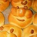 まっきーごん's cooksnap of when they made *極ふわ*ちぎりﾚｰｽﾞﾝﾊﾟﾝ*.