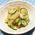 chocoraママ's cooksnap of when they made たまねぎと油揚げの柚子胡椒サラダ.