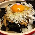 Neboboo's cooksnap of when they made あっという間の三色丼（しらすオクラ納豆）.