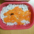 ぐでたまま34's cooksnap of when they made 簡単キャラ弁☆　レオ・レオニのスイミー♪.