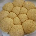 ぶきっちょちぃちゃん's cooksnap of when they made HBで簡単★3色メロンちぎりパン.