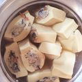 うさとらにゃん's cooksnap of when they made 簡単！高野豆腐とすりみの煮物.