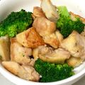 おっちむ＊'s cooksnap of when they made 簡単♪鶏モモ肉と里芋のガリバタ醤油炒め☆.