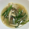 ももぴしゃこ's cooksnap of when they made 胡麻油で簡単♪豚肉と もやしの中華スープ.