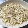 風ネコヤナギ's cooksnap of when they made 餃子のタネが余ったら！もやし炒め♪.