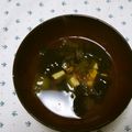 *ひろみ*'s cooksnap of when they made 豆腐とワカメのお吸い物.
