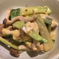 kaedenatsu's cooksnap of when they made レンジで簡単！青梗菜としめじの卵とじ風.