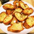 モケ缶's cooksnap of when they made 洋食の献立に★ガーリックトースト.