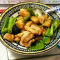 hitomi1104's cooksnap of when they made 茄子と鶏モモの甘辛味噌炒め.