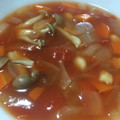 クックLI73MO☆'s cooksnap of when they made 簡単☆お豆のトマトスープ.
