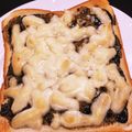 ちょこちょこ♪'s cooksnap of when they made 海苔の佃煮☆チ～ズトースト.