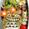 かっくんばーすでい's cooksnap of when they made キャラ弁トトロおにぎり☆まっくろくろすけ.