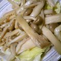 J・0505's cooksnap of when they made キノコたっぷりサラダ.