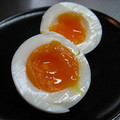 はんどめいどなぷりん's cooksnap of when they made 殻のまんま☆塩味ゆでたまご.