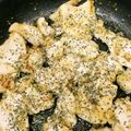 しょうママ～'s cooksnap of when they made 鶏胸肉バジルチーズソース照り焼き♪簡単.