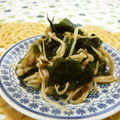 赤い電話's cooksnap of when they made エノキとワカメの生姜和え.
