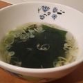 あるまじーろ♪'s cooksnap of when they made 昆布茶で簡単ワカメスープ.
