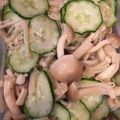 クックKZFQNE☆'s cooksnap of when they made きのこときゅうりのナムル.
