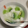 あぃんちゃんmama's cooksnap of when they made 杏仁豆腐風の牛乳プリン.