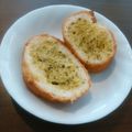ちゃぁちゃん＊'s cooksnap of when they made ✿ガーリックトーストジェノバ風✿.