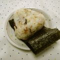 *ひろみ*'s cooksnap of when they made 塩こんぶとおかかおにぎり.