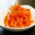 ＊るー＊'s cooksnap of when they made 【お弁当】人参のマヨケチャ炒め.