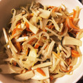 ゆかぽそxx's cooksnap of when they made しめじとモヤシの胡麻油炒め.