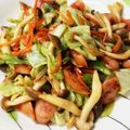☆☆☆みっきぃ☆☆☆'s cooksnap of when they made 簡単♪しめじ＆キャベツのウインナ~炒め.