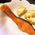 とろちゃんキッチン's cooksnap of when they made とんでもなく簡単！鮭のムニエル.