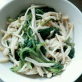☆鉄ママさん☆'s cooksnap of when they made 簡単すぎっ！ほうれん草とエノキのおひたし.