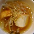 わたるんママ's cooksnap of when they made 魚河岸あげと春雨のゴマふりスープ.