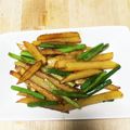 月読☆'s cooksnap of when they made ニンニクの芽と新じゃが炒めの七味和え.