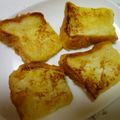 tomoともさん's cooksnap of when they made ふわふわとろとろ☆本格フレンチトースト.
