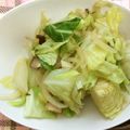 メイジももんじゃ's cooksnap of when they made 春キャベツとエリンギのシンプルごま油炒め.