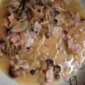 クックQNOM99☆'s cooksnap of when they made ベーコンとぶなしめじのコンソメスープ.